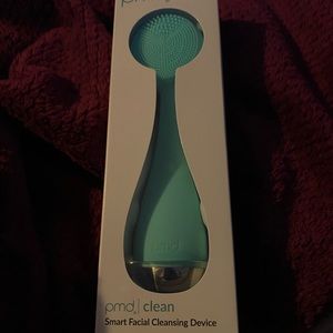 ⚠️sold off posh⚠️hPMD smart facial cleansing devic